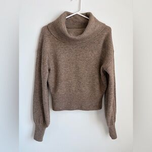 Aritzia Wilfred Softspoke Arcana Sweater Cowl Neck Turtleneck Size S